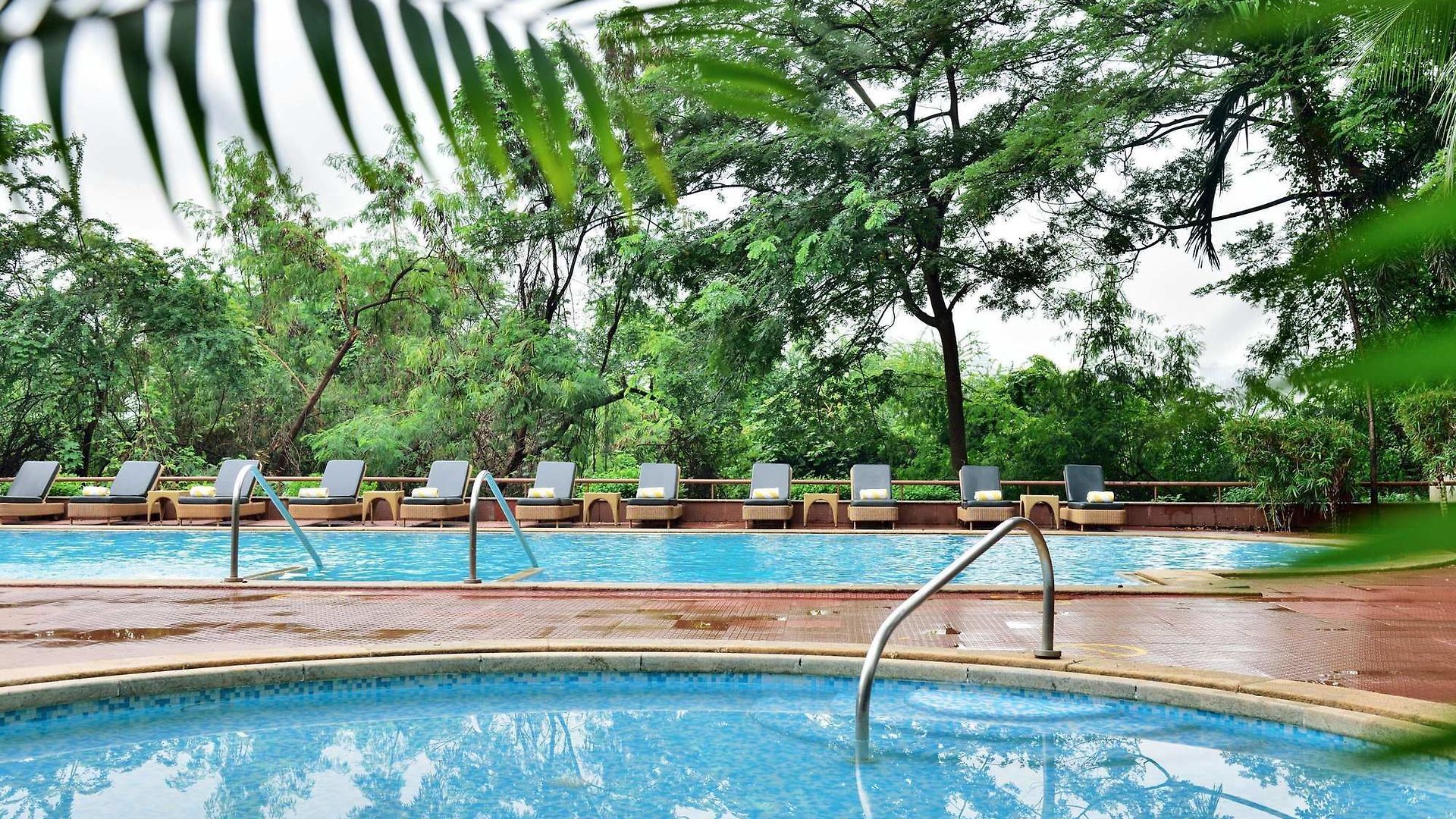 Hotel Marriott Executive - Lakeside Chalet, 4*
