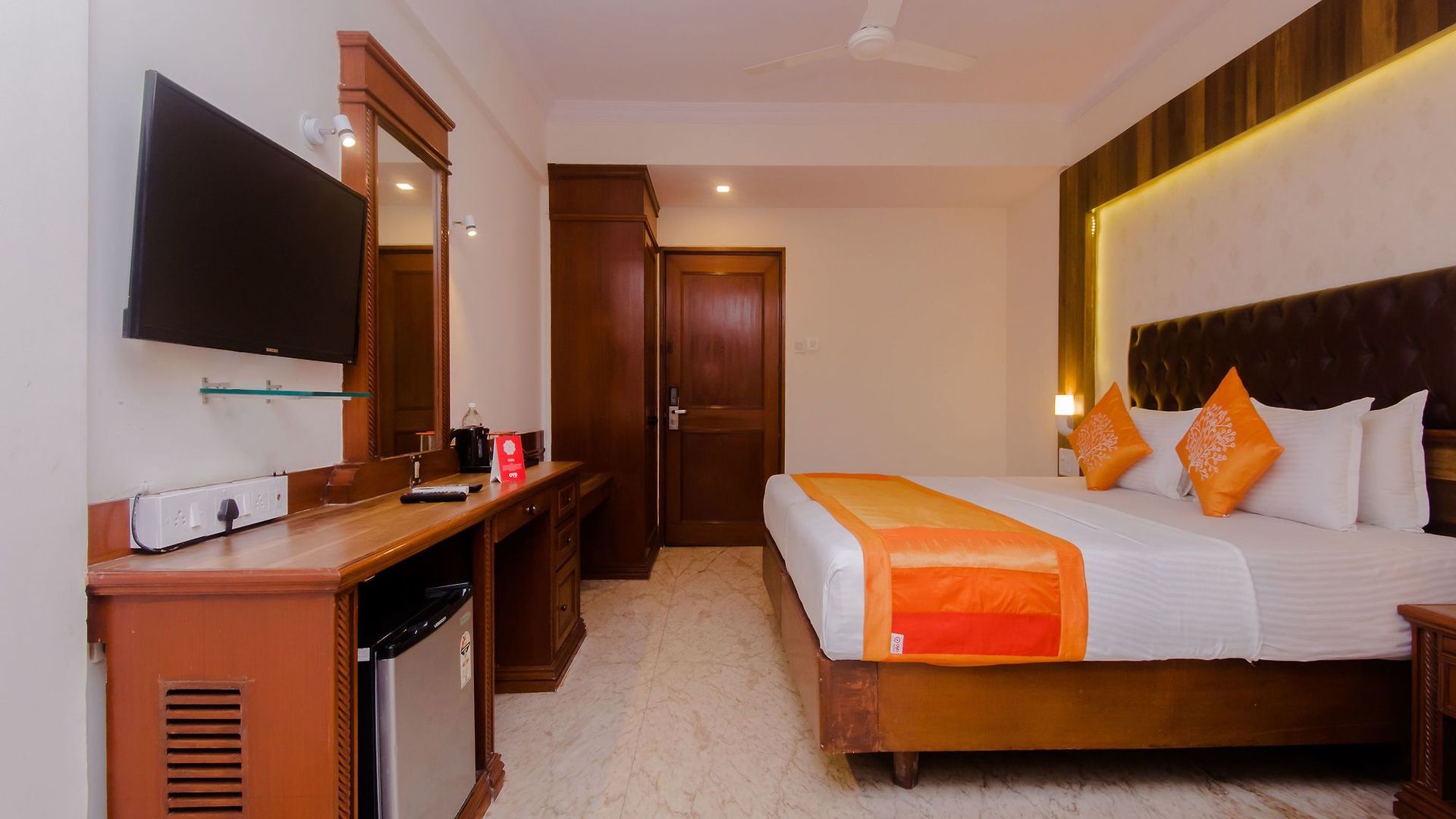Oyo 10354 Shantidoot Hotel Mumbai