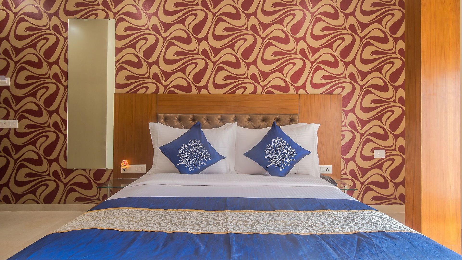 Via Arton Hotel