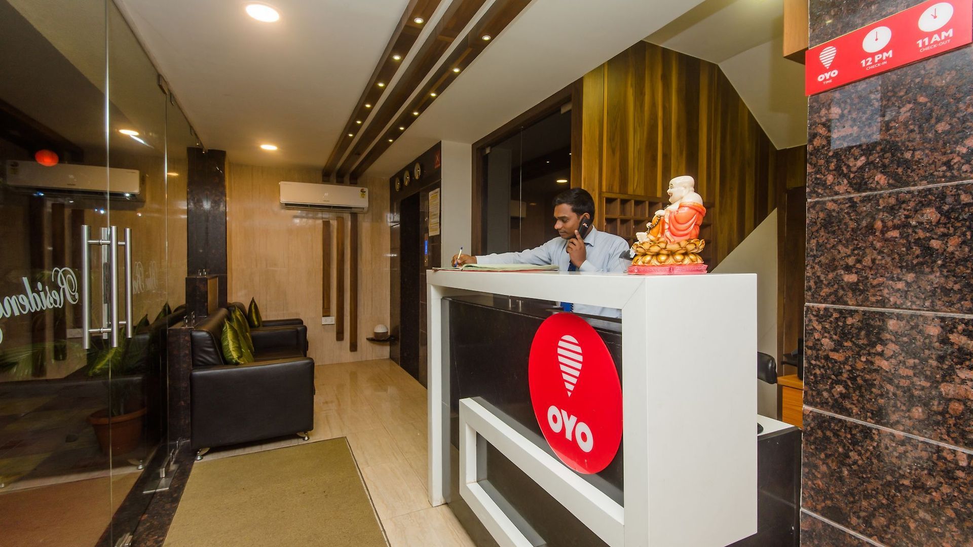 Oyo 11441 Blue Bells Residency Mumbai