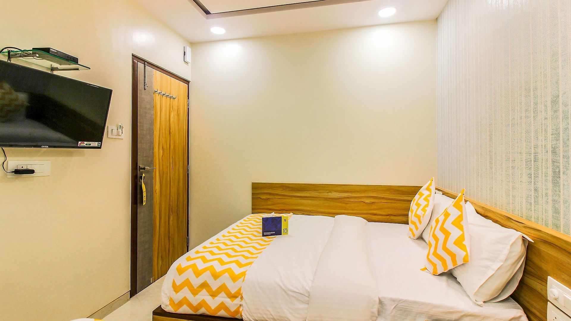 Fabexpress Marol Metro - Nr International Airport Hotel