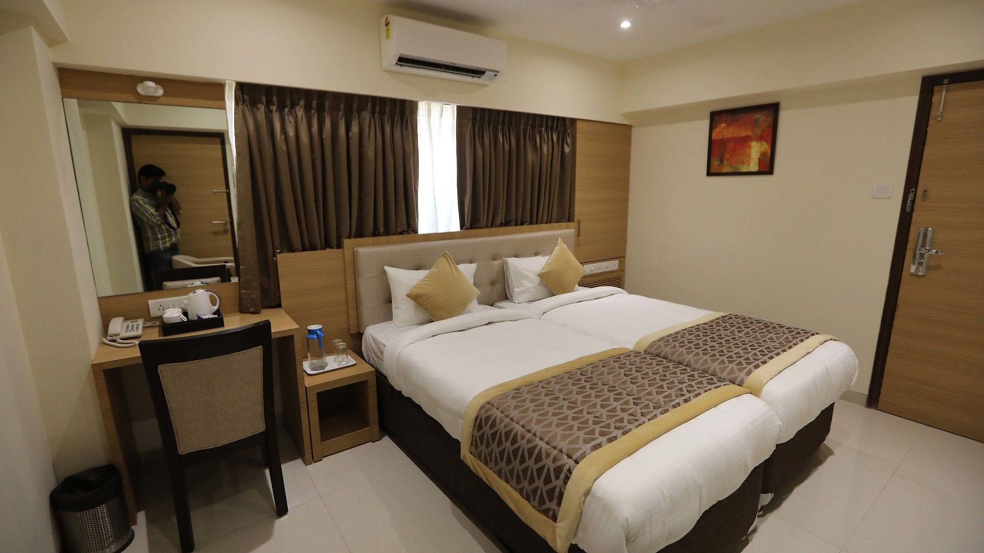 Ontime Residency And 3*