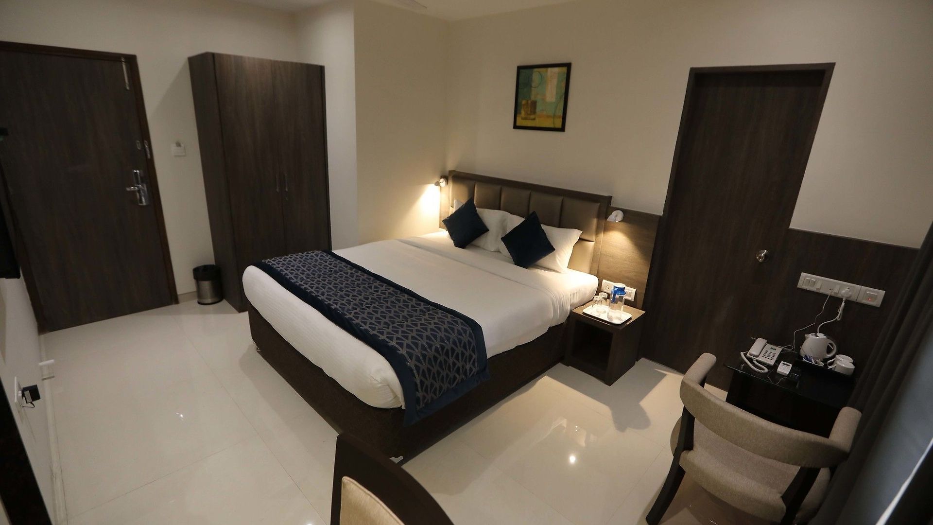 Hotel Ontime Residency And 3*