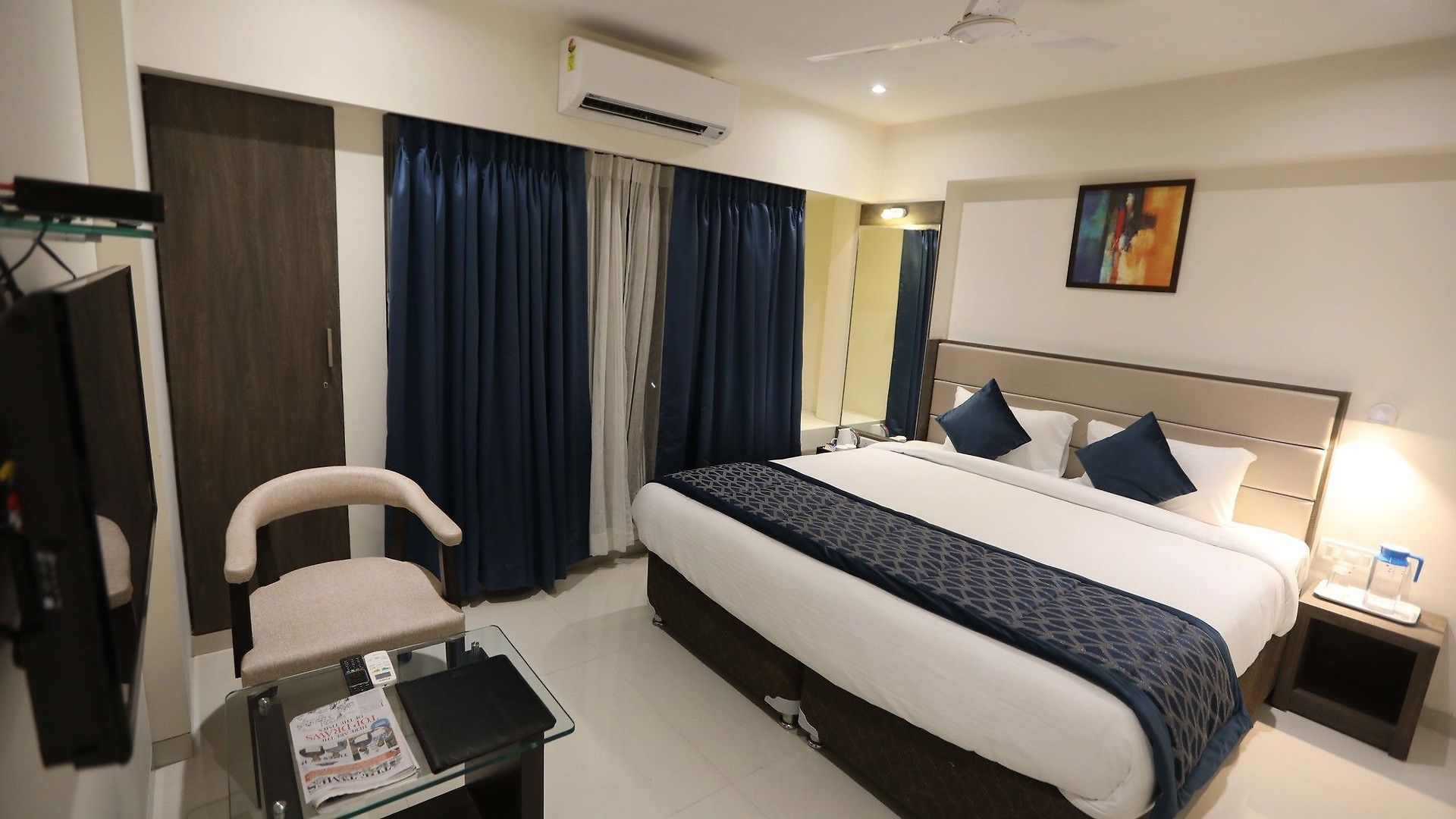 Hotel Ontime Residency And Mumbai