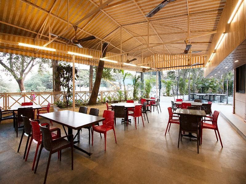Capital O 36119 Royal Garden & Lawns Mumbai