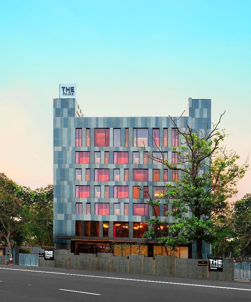 The Park Juhu 4*