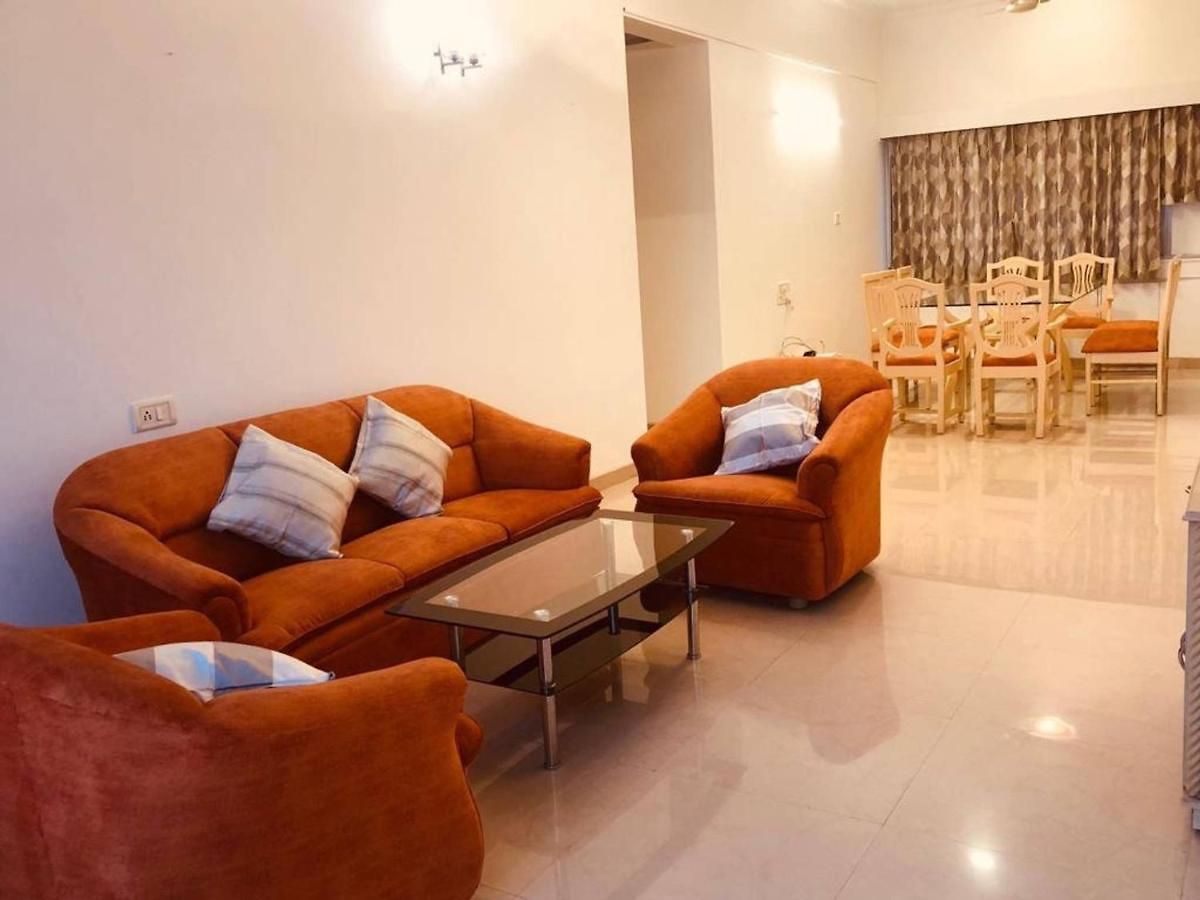 Guest house Comfortable & Relaxing In Bandra East Mumbai