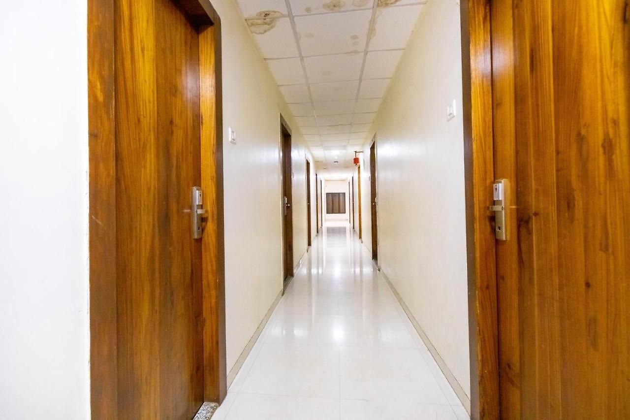 Hotel Apex International Near Airport 3*