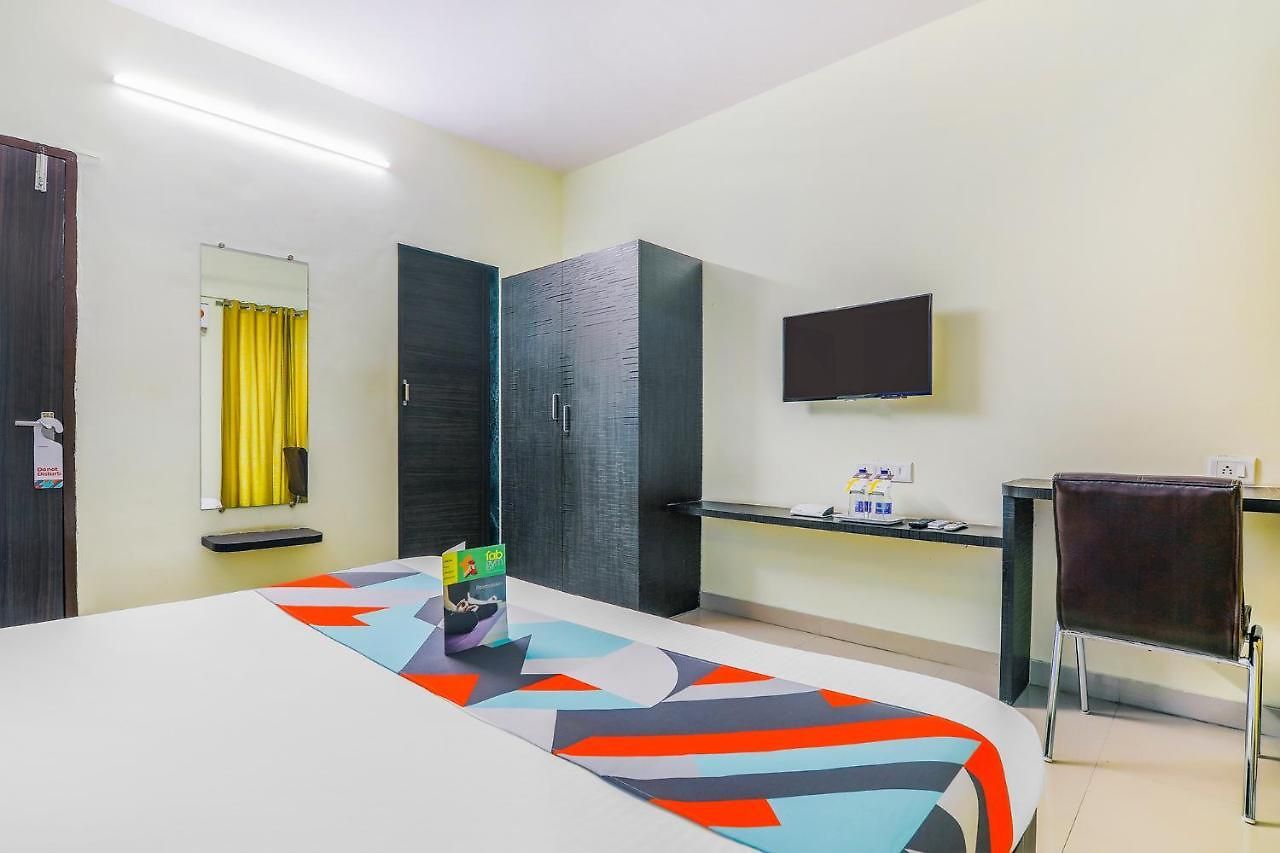 Fabexpress Nalanda Service Hotel 3*