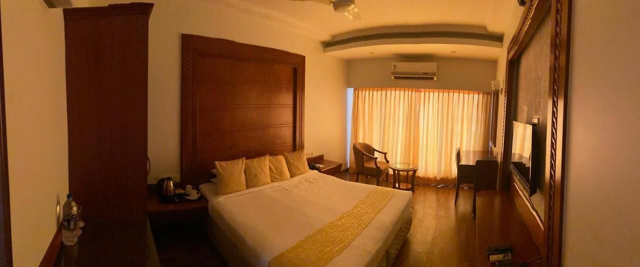 Hotel Kohinoor Park Mumbai