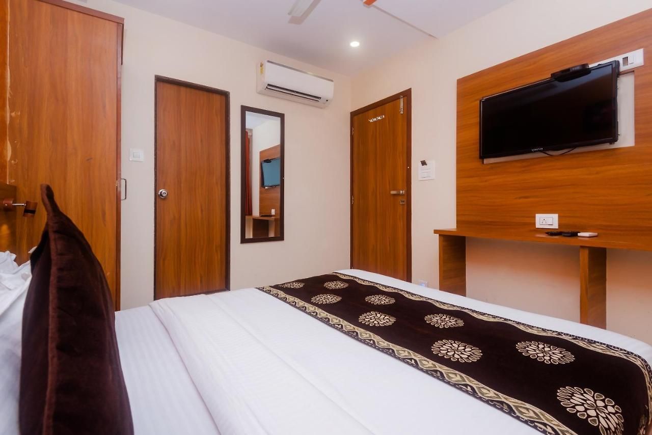 Hotel Aiston 2*
