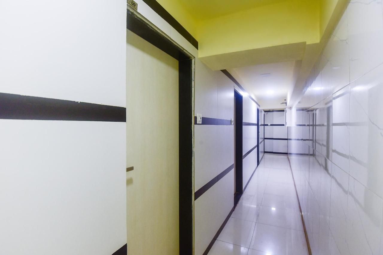 Hotel Oyo 64101 Bandra Terminus Mumbai
