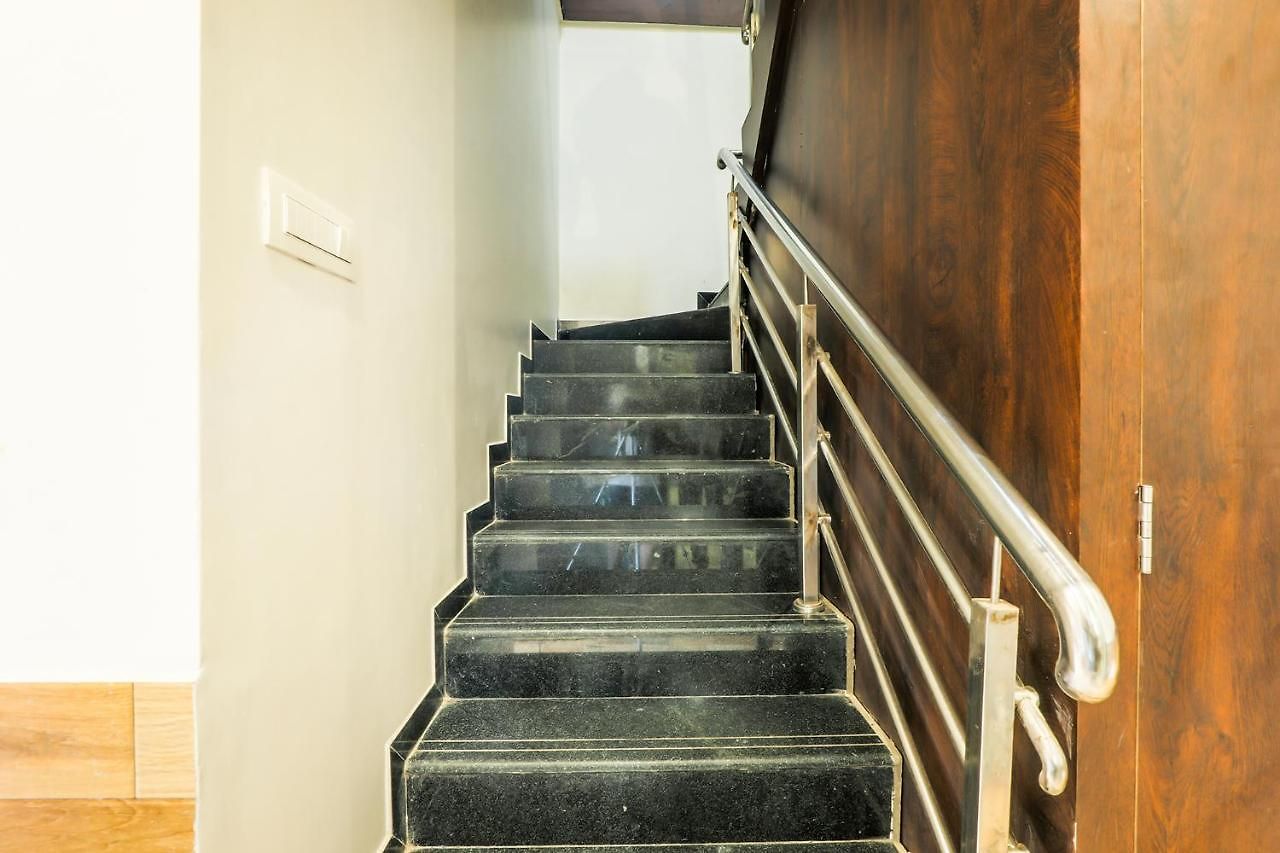 Fabhotel Adore 3*