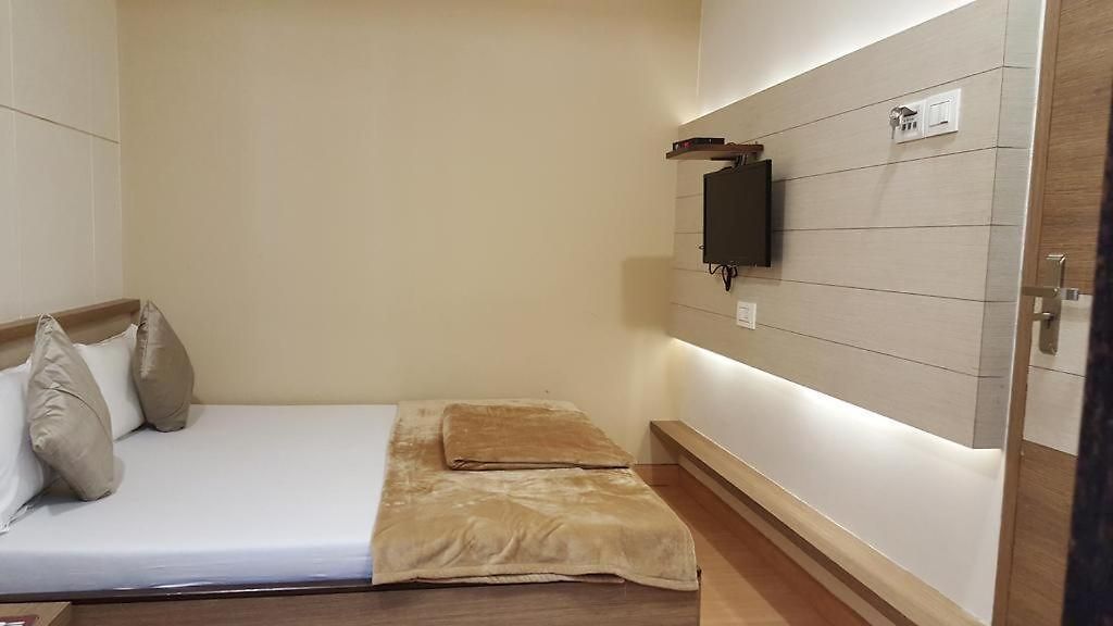 Oasis Hotel Mumbai