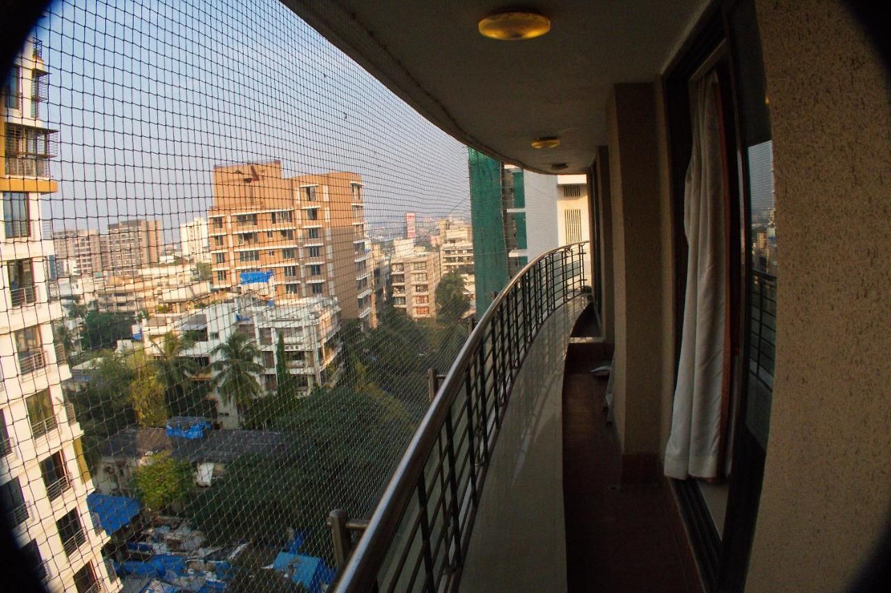 Bed & Breakfast Bandra West With Breakfast