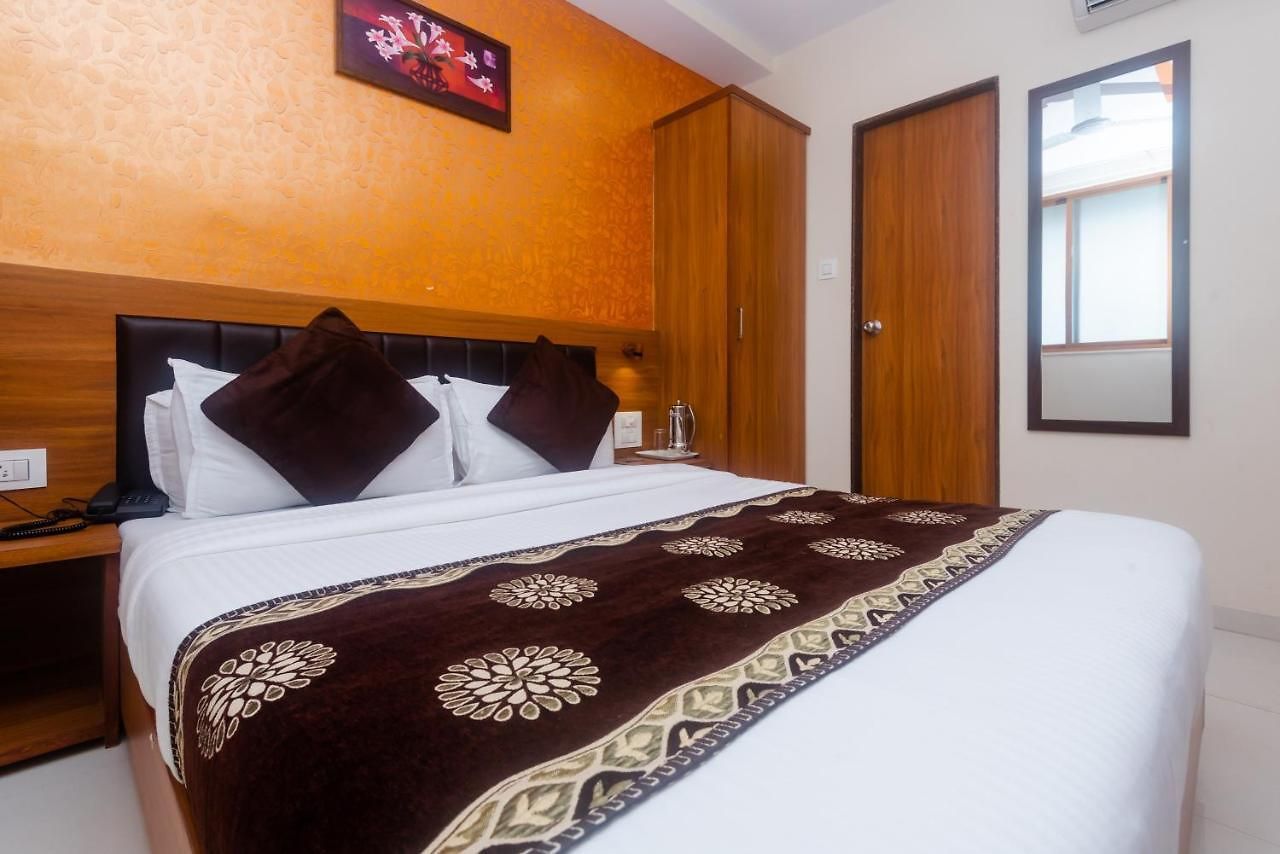 Aiston Hotel Mumbai