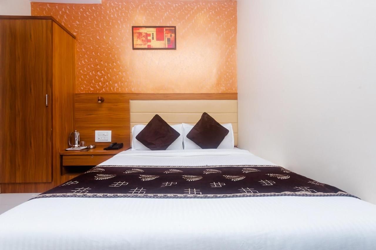 Aiston 2* Mumbai