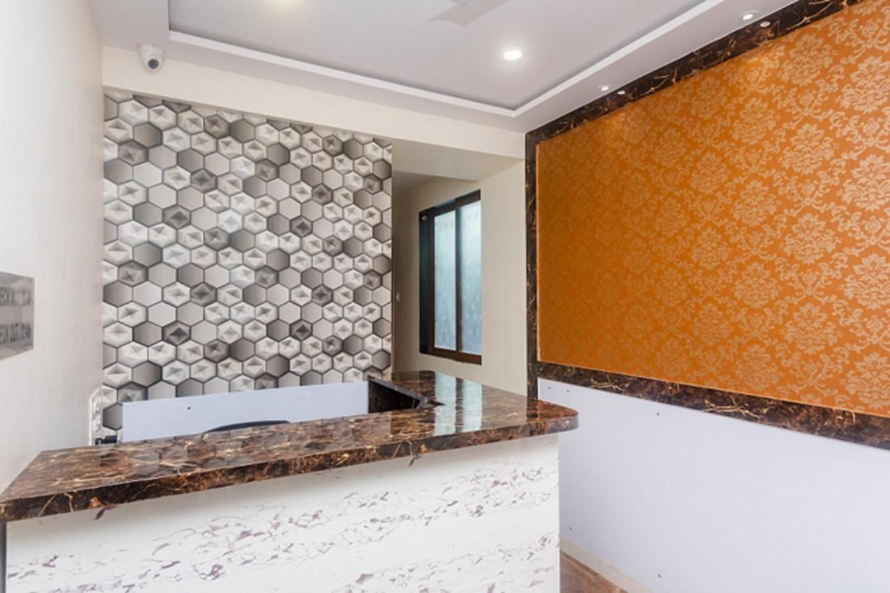 Aiston Hotel Mumbai