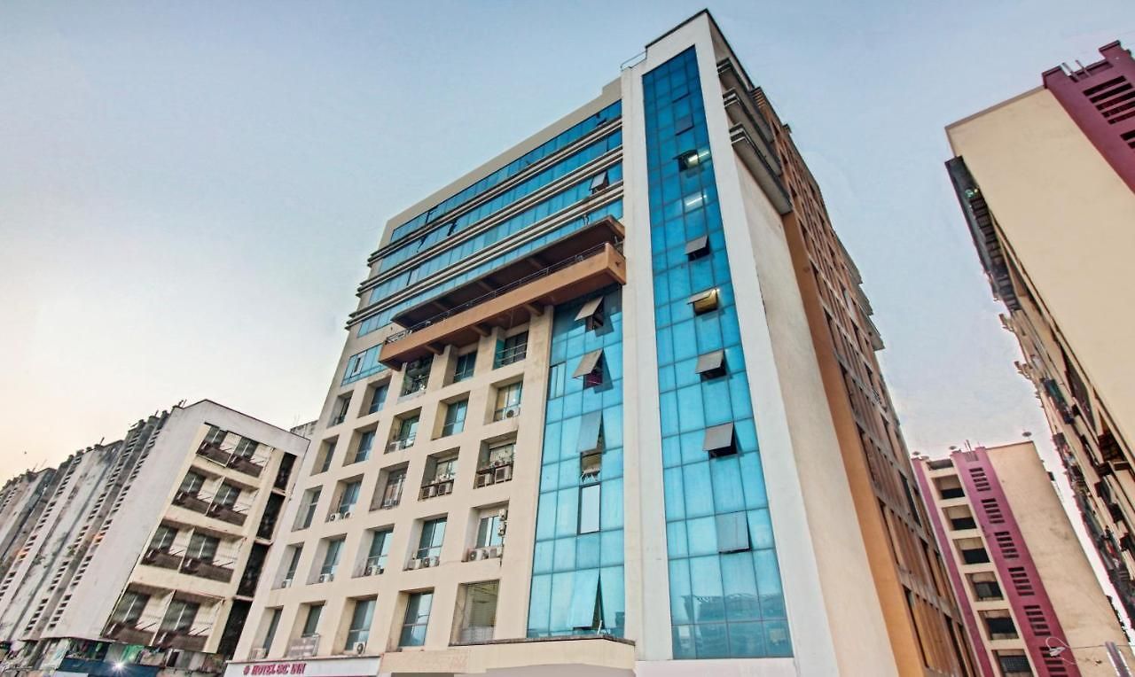 Treebo Trend Bkc Grand Hotel 3*