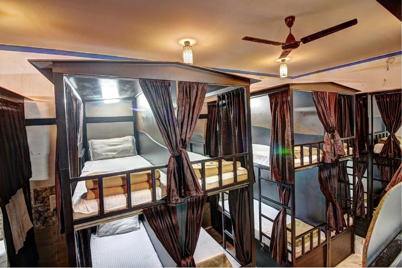 Sunshine Backpackers Airport Mumbai
