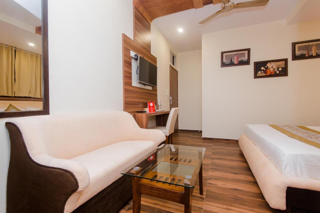 Axis International 3* Mumbai