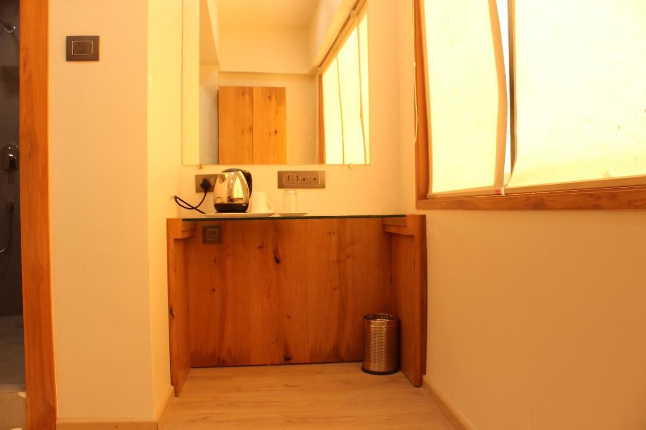 Opal Bloom Hotel *