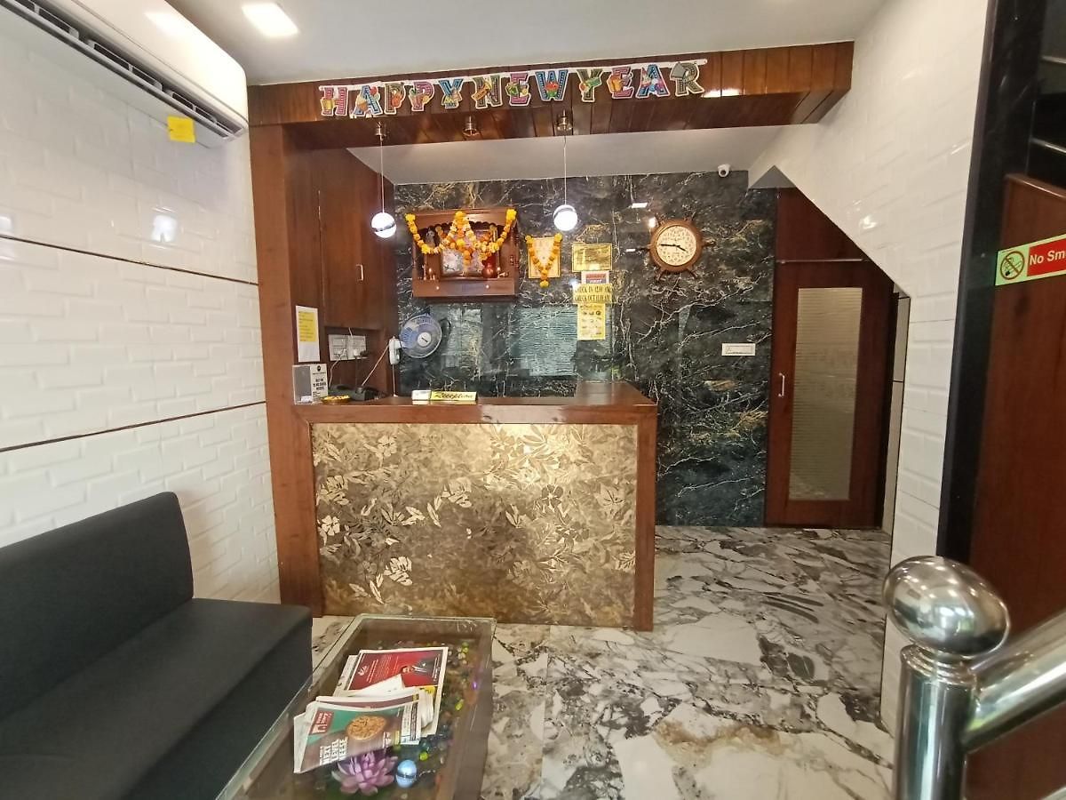 Hotel T-Junction Bkc Residency