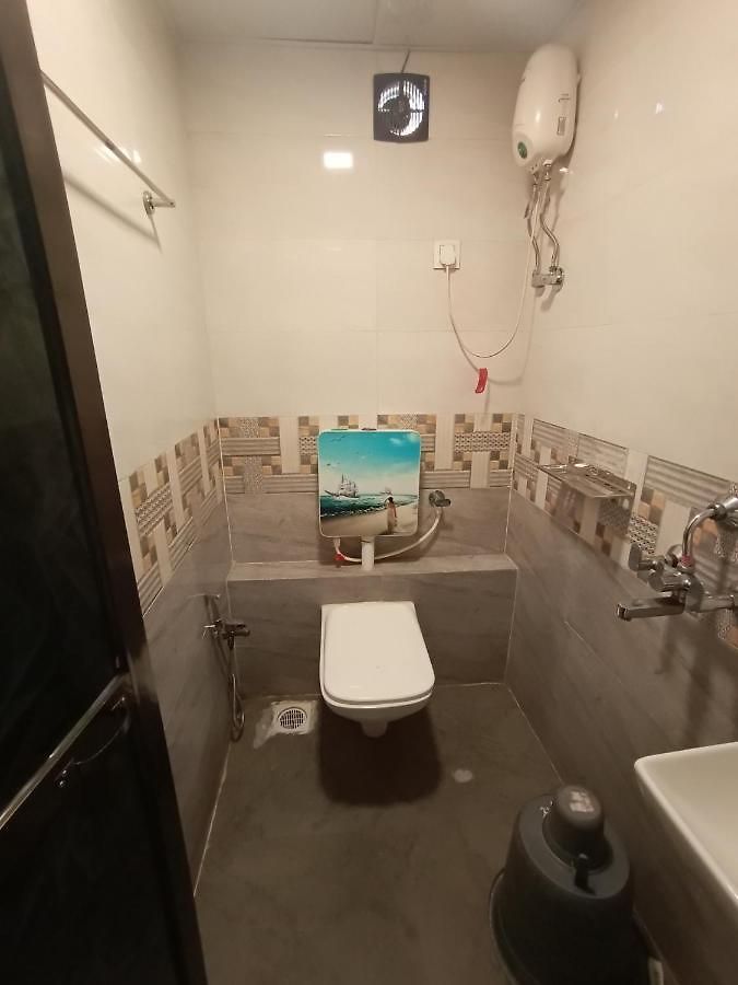 T-Junction Bkc Residency Hotel *