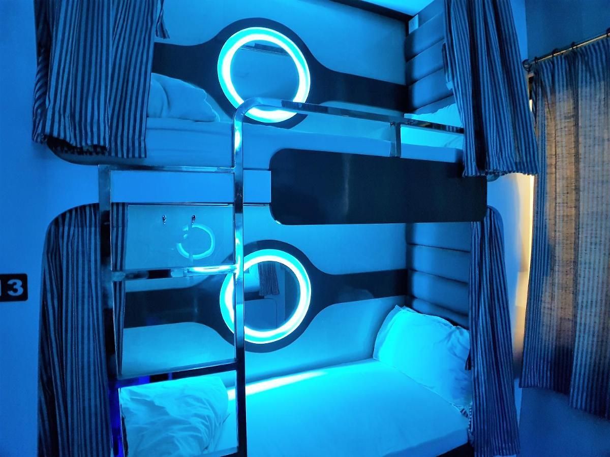 Hexhostel Ocean Mumbai