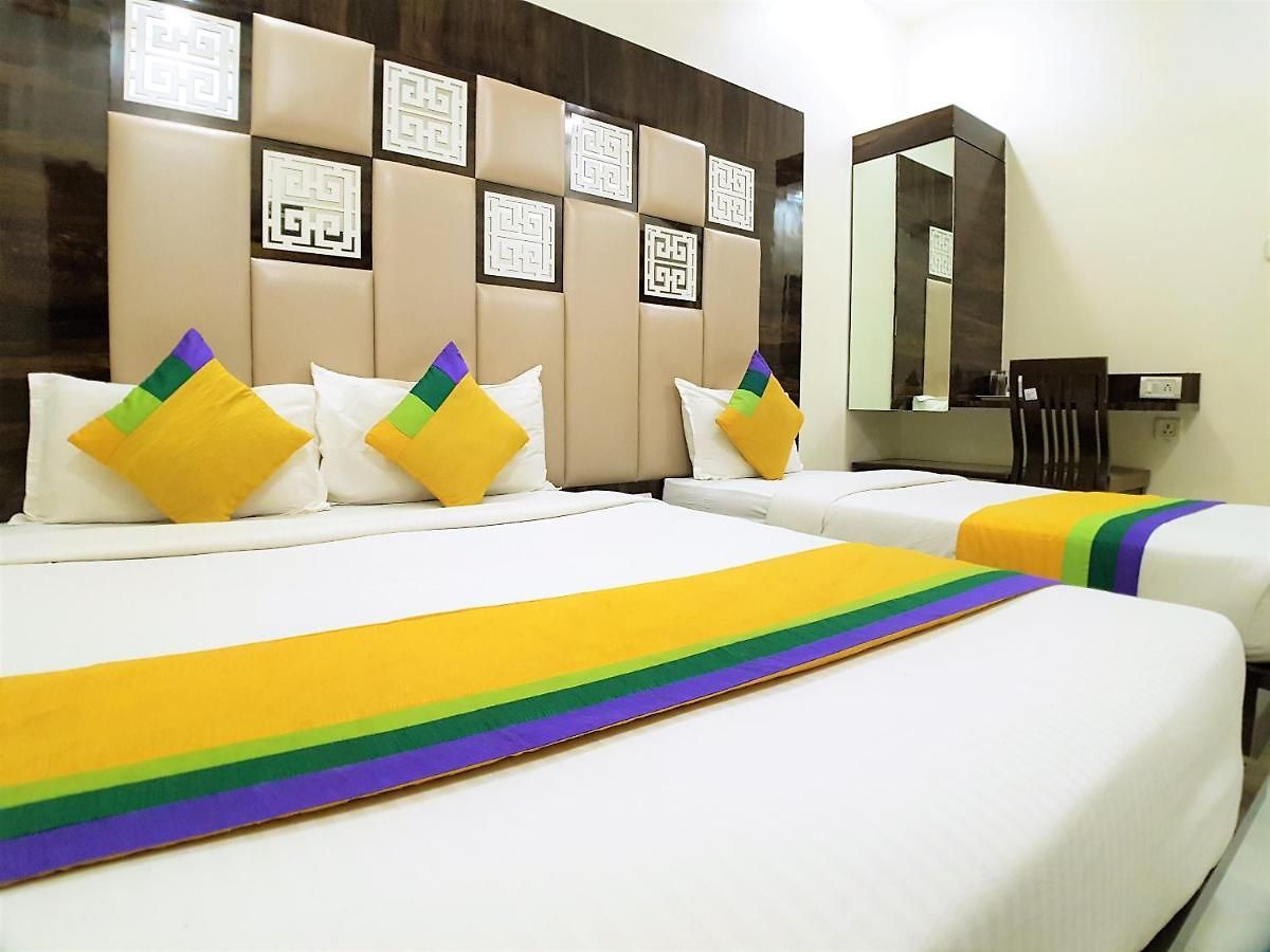 Hotel Hexa Magnet 3*