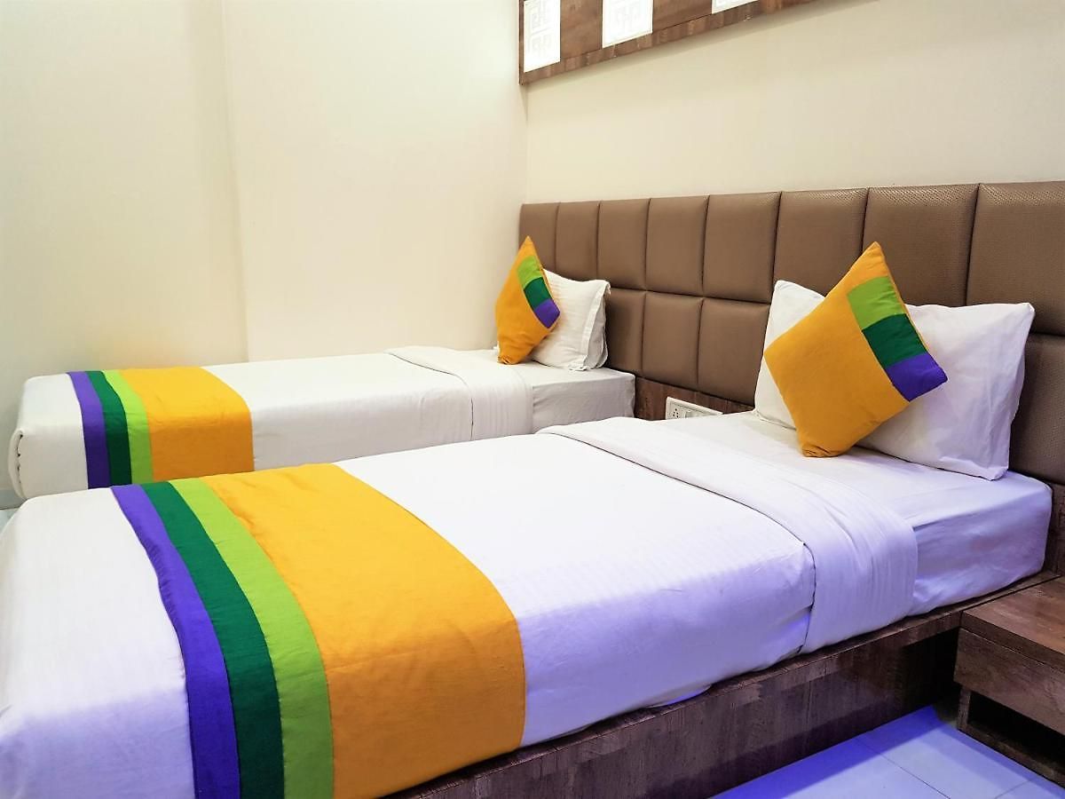 Hotel Hexa Magnet