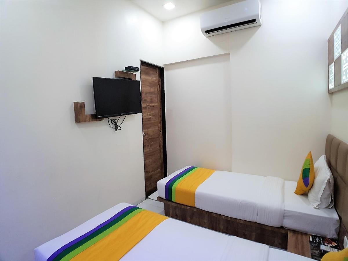 Hexa Magnet Hotel