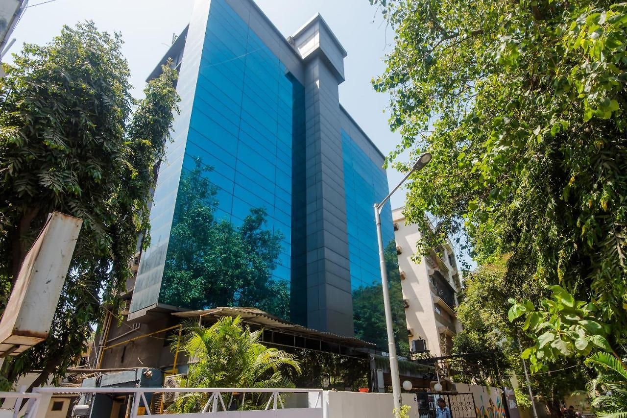 Jayshree Domestic Airport Hotel