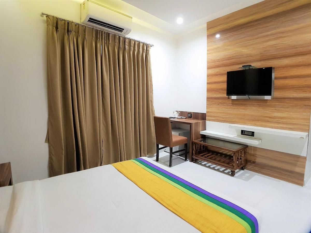 Hexa Merit-on Residency