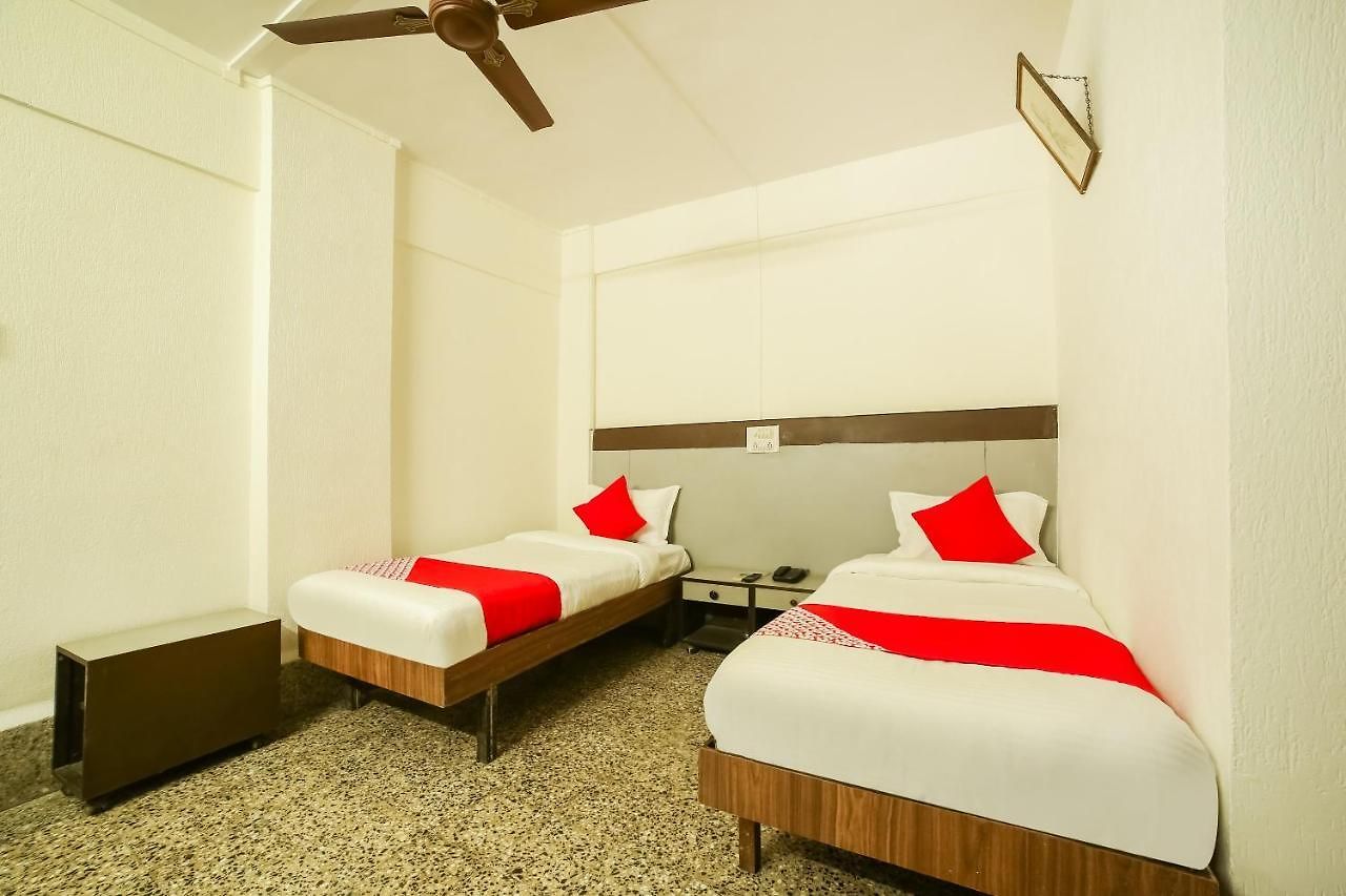 Hotel Oyo 43839 Aram 3*