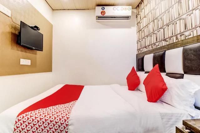 Hotel The Qubic 2*