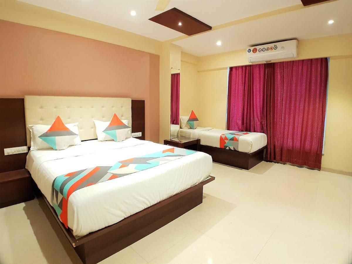 Hexhotel Malad Hotel