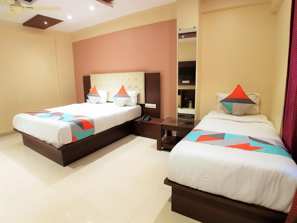 Hexhotel Malad