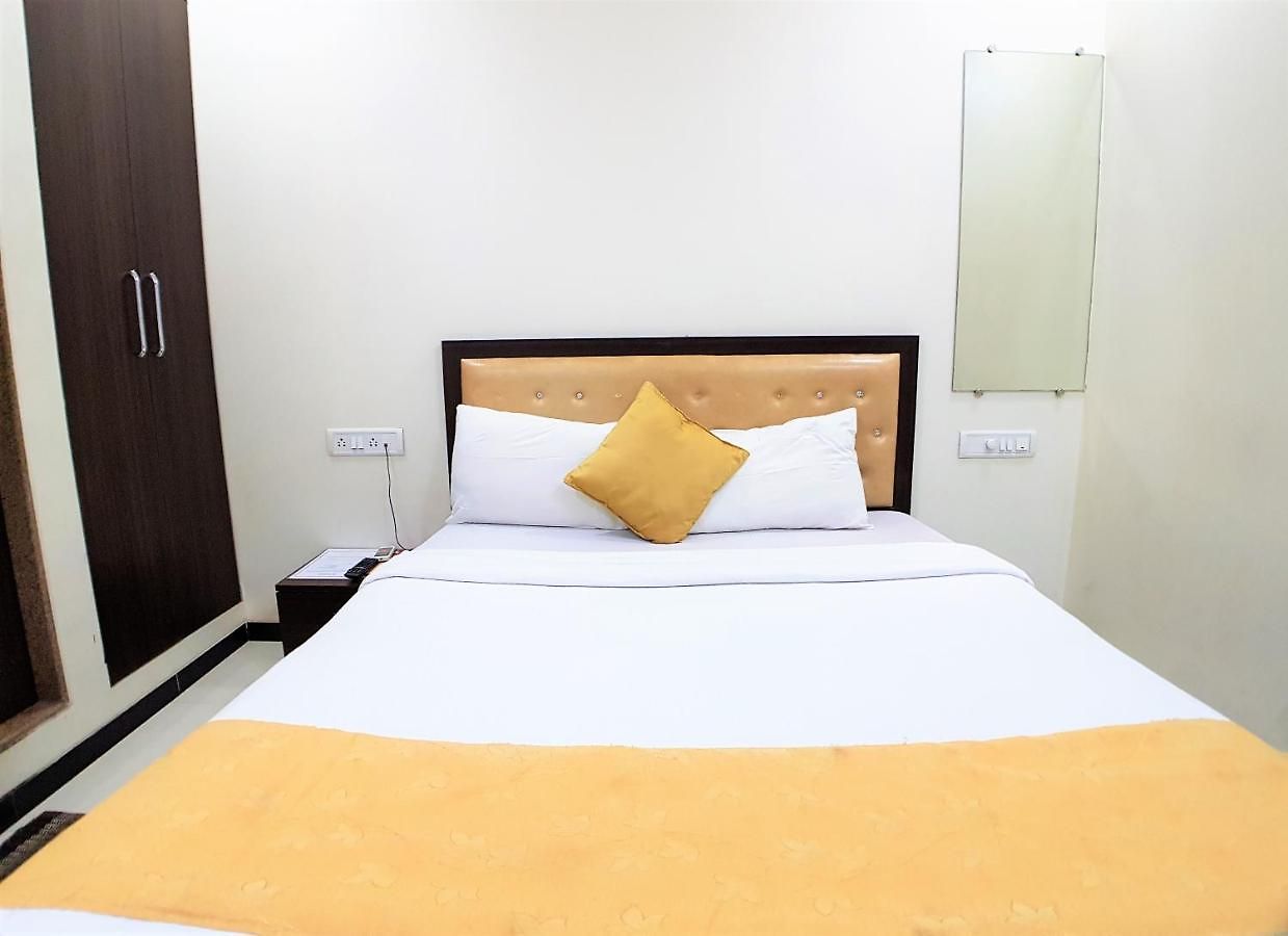 Hexa Zee Hotel 3*