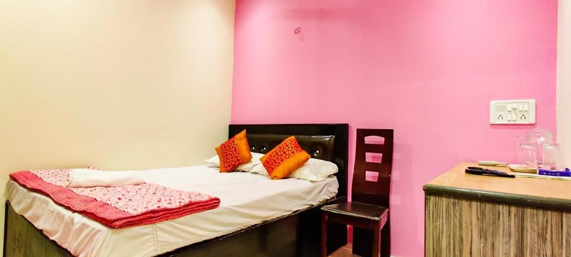 Wow Guest house 3*