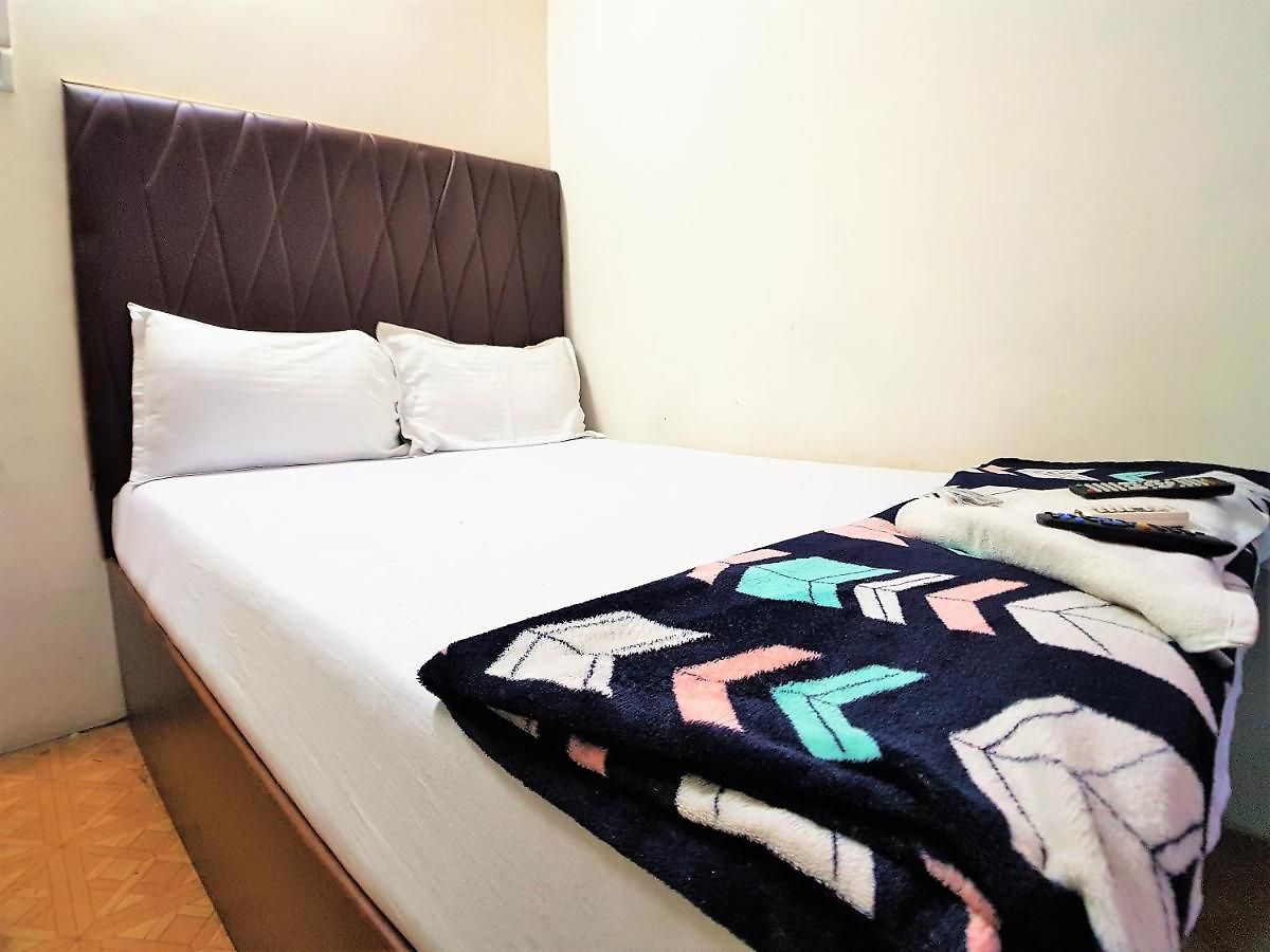 Hexhotel Plaza Hotel 2*
