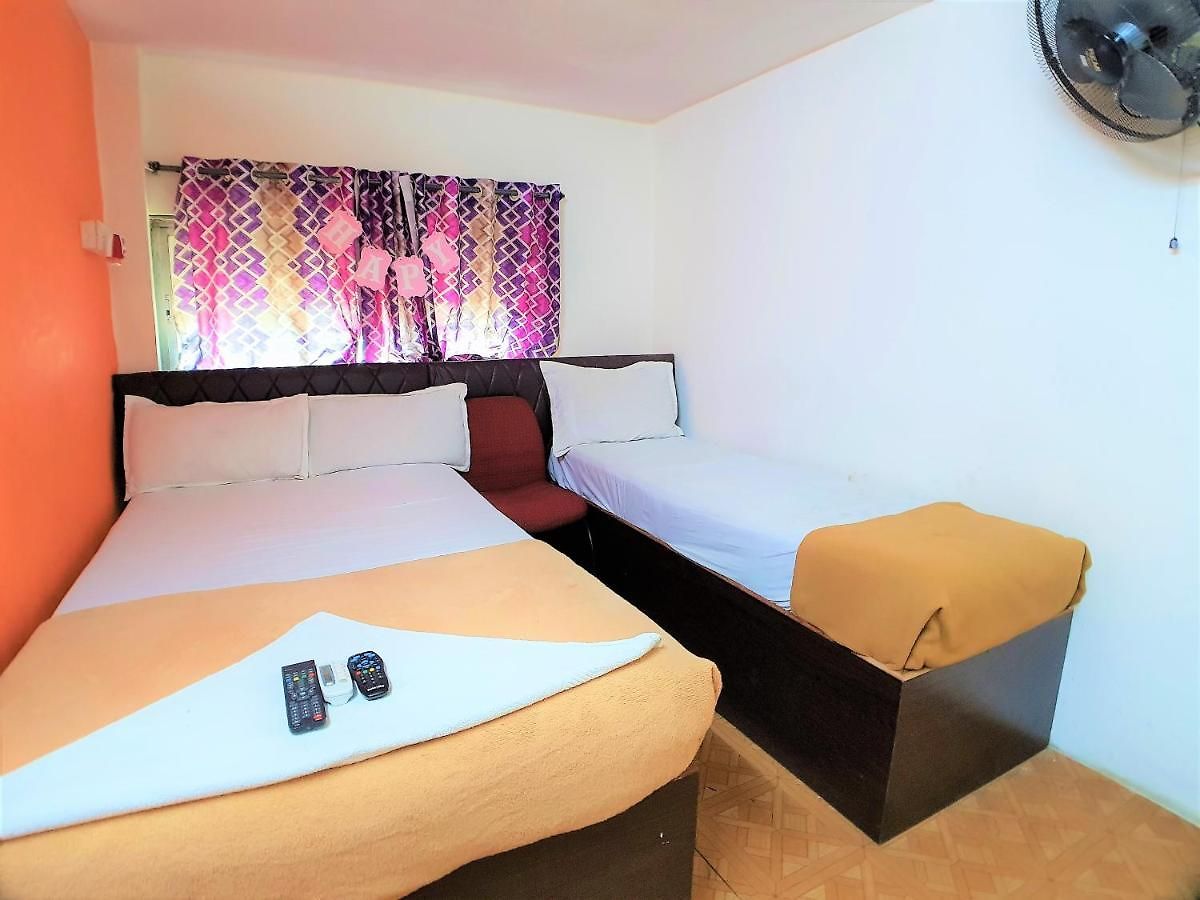 Hexhotel Plaza Hotel 2*