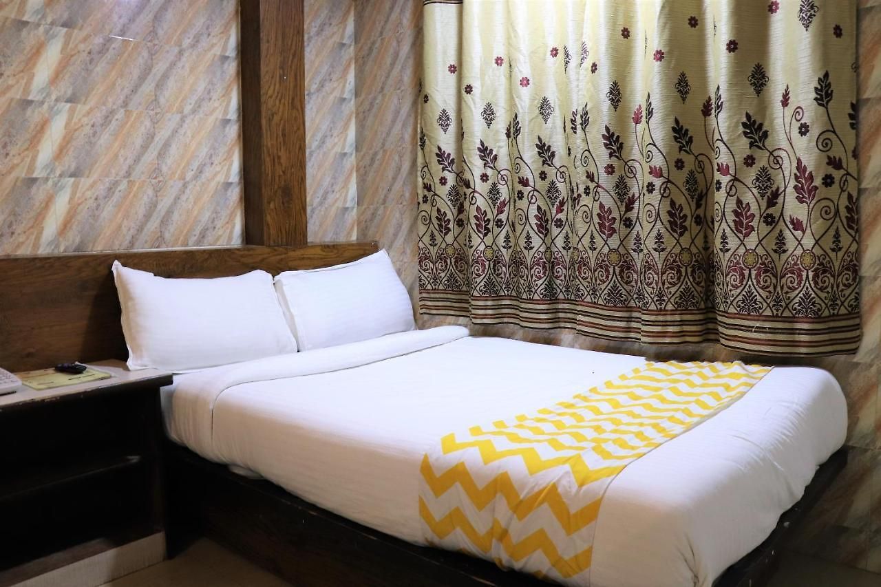 Hexhotel Sl Residency 3*