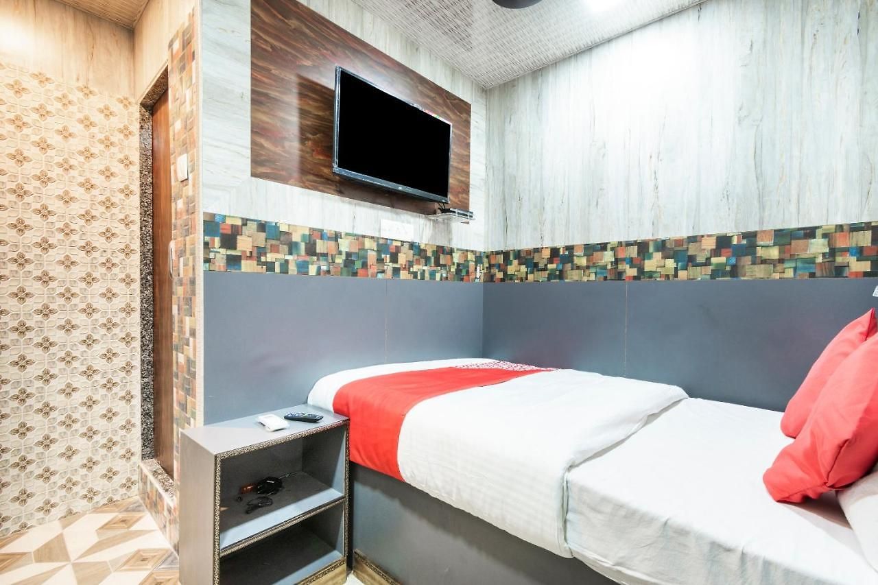 Oyo 72150 Capital Hotel