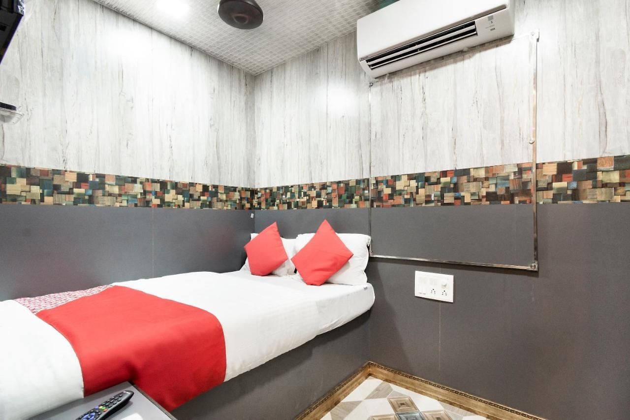 Oyo 72150 Capital Hotel 3*