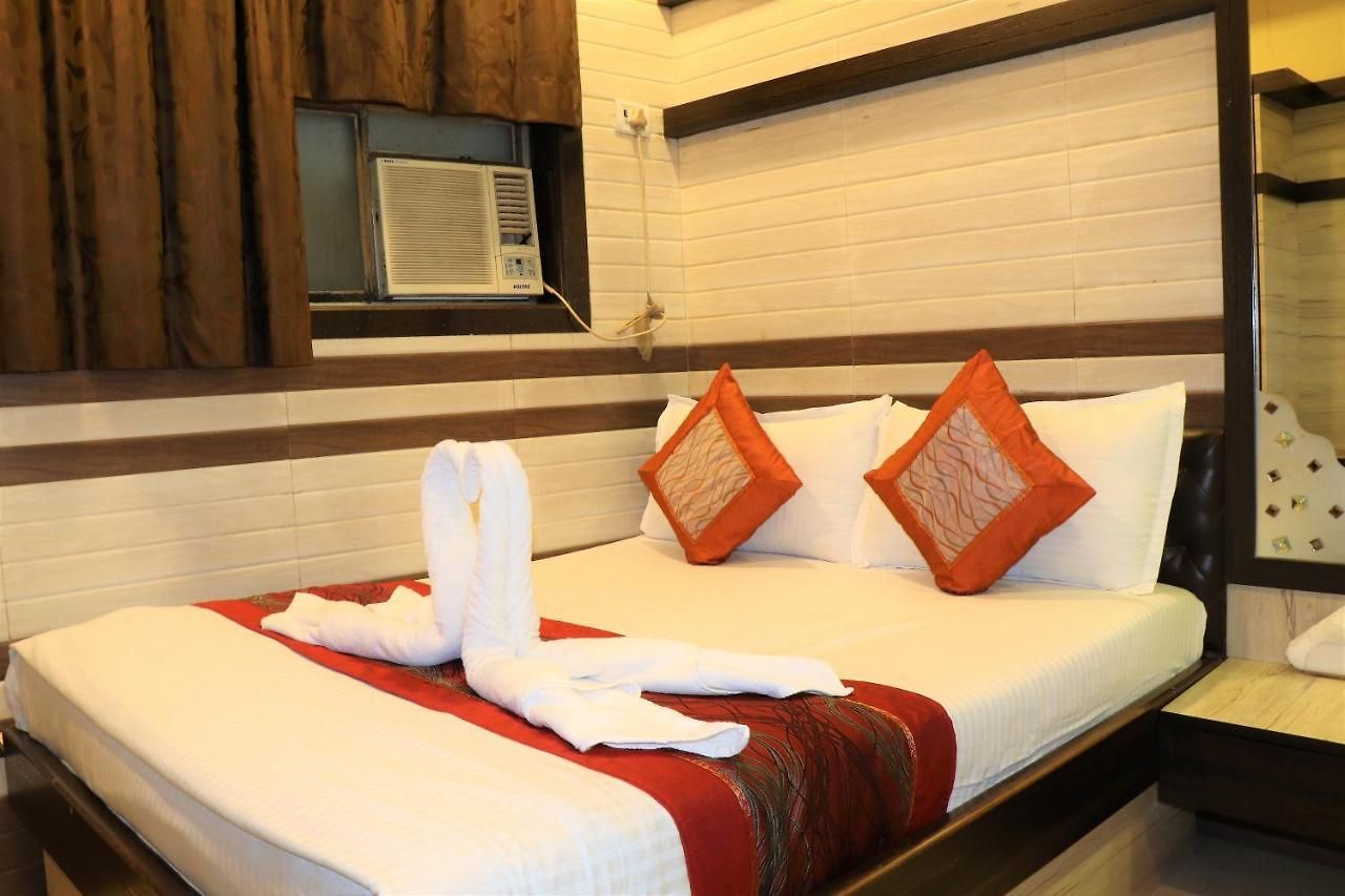 Hotel Moazin Mumbai