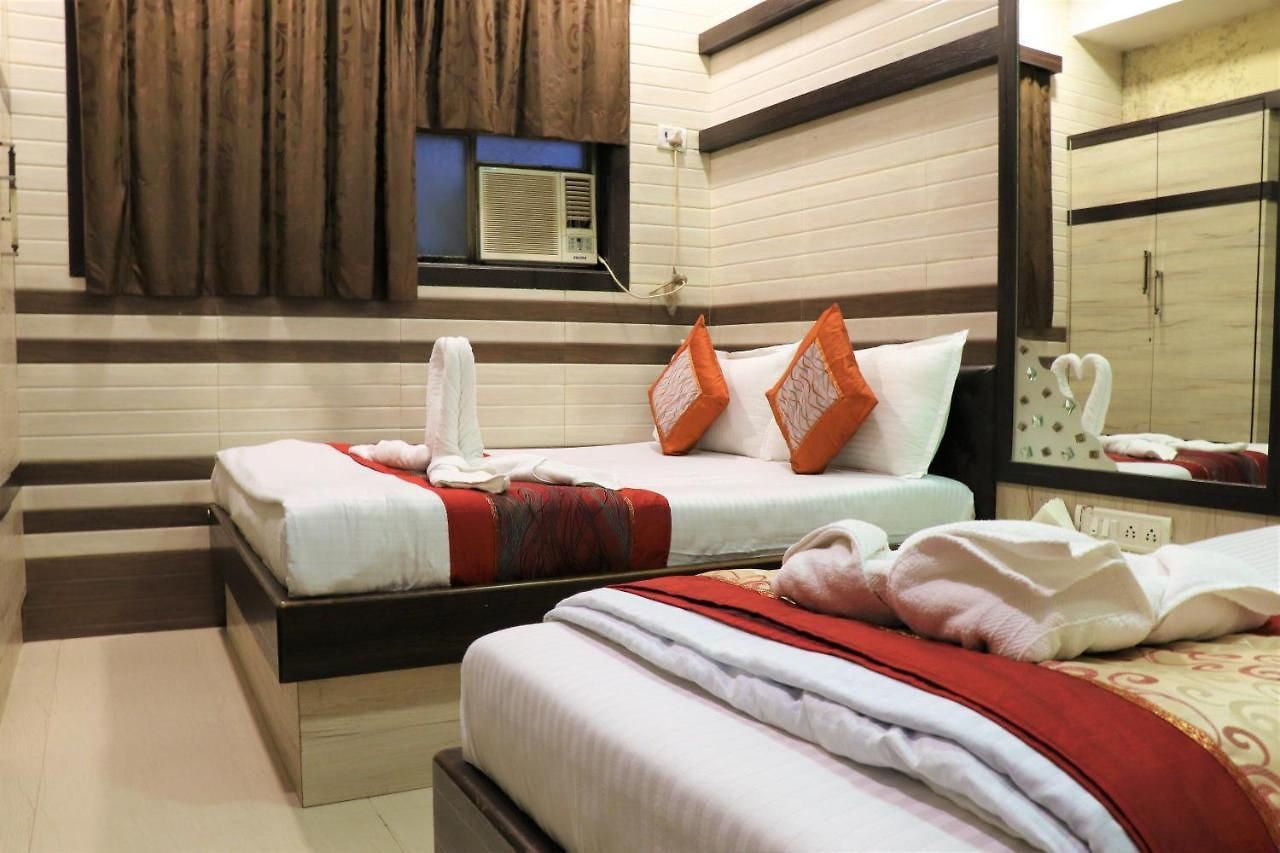 Moazin 2* Mumbai