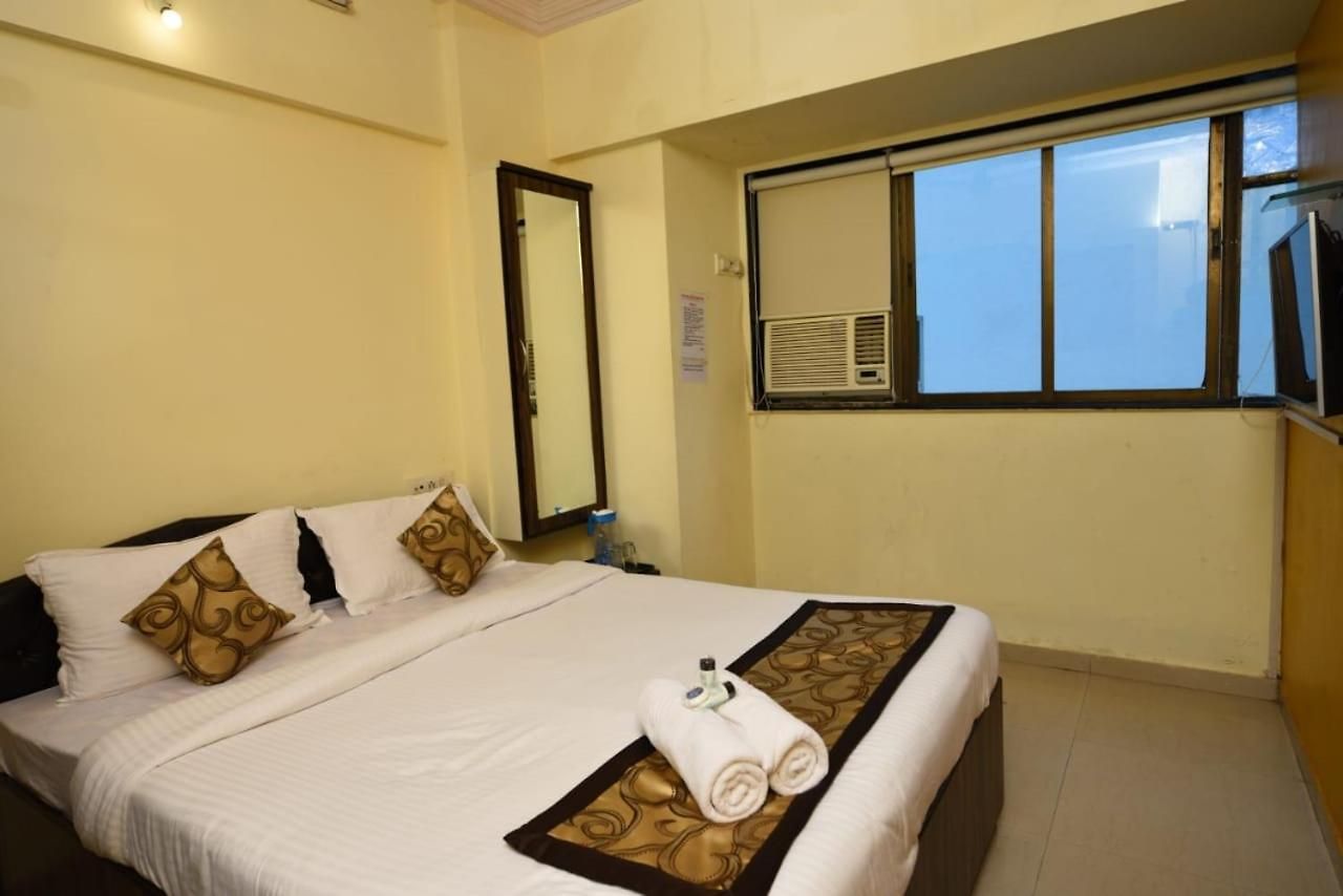 Hotel Fabhotel Lal Sai Residency