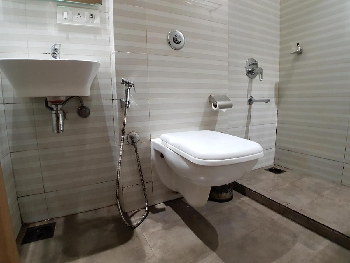 Phonix 3* Mumbai