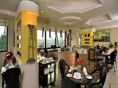 Hotel Marine Plaza